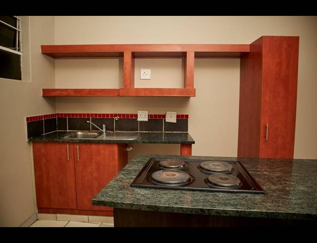 1 BEDROOM PROPERTY TO RENT IN BEREA